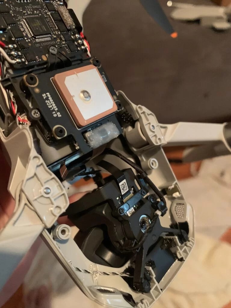 Taller dron desarmado